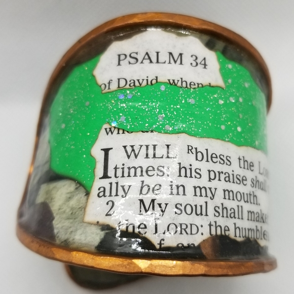 Psalms 34 Cuff - Picture 10 of 15
